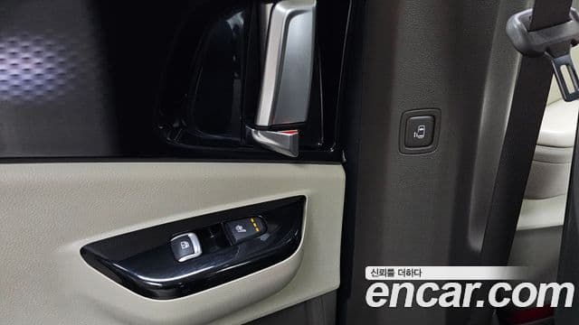 Kia Carnival 2020 — Фото 18/20