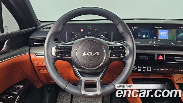 Kia K5 2024 — ფოტო 16/20