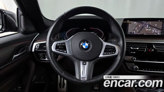 BMW 5 Series 2020 — Şəkil 13/20