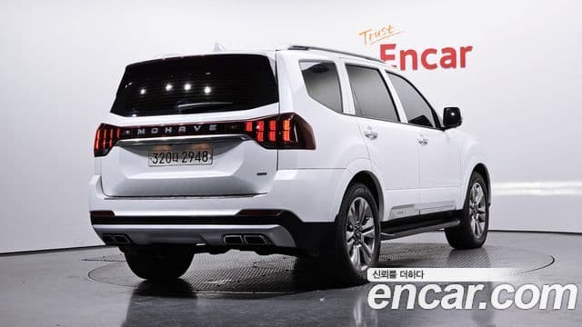 Kia Mohave The Master 2022 — ფოტო 2/20