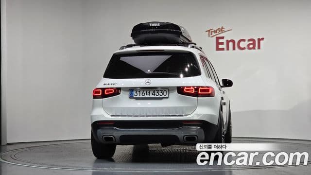 Mercedes-Benz GLB-Class 2020 — ფოტო 4/20