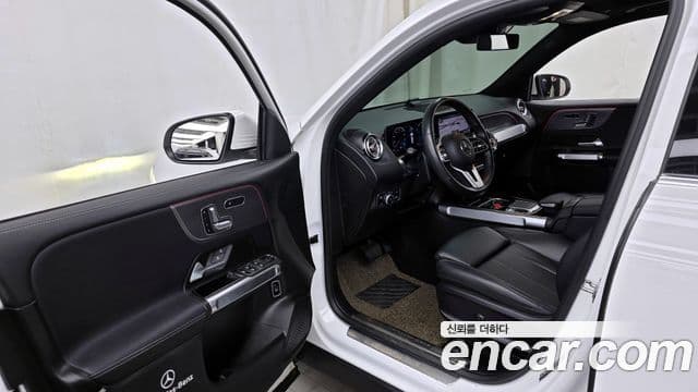 Mercedes-Benz GLB-Class 2020 — фото 10 из 20