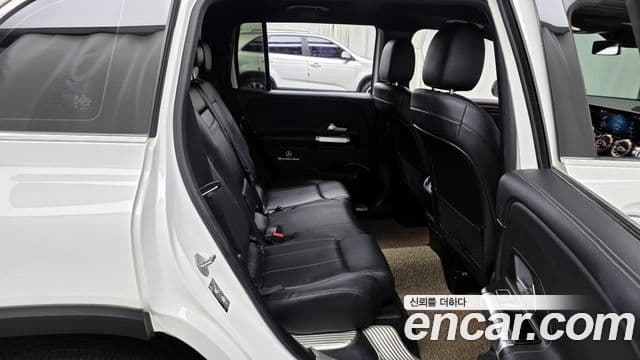 Mercedes-Benz GLB-Class 2020 — ფოტო 12/20