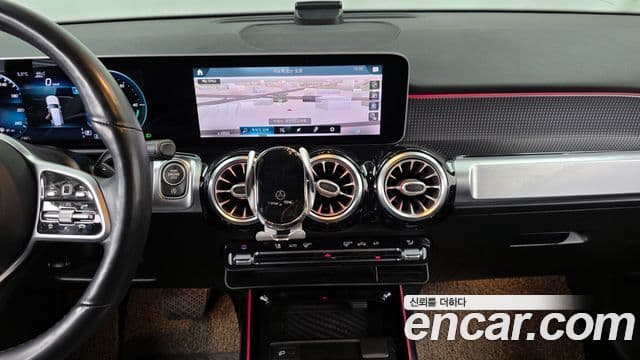 Mercedes-Benz GLB-Class 2020 — фото 14 из 20
