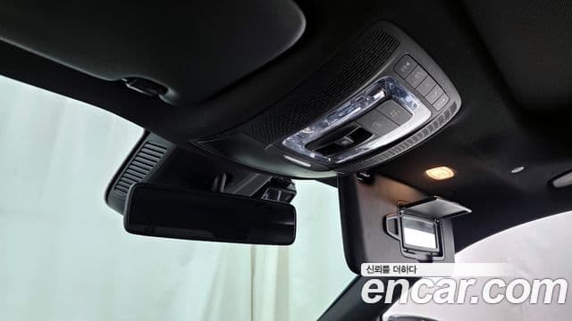 Mercedes-Benz GLB-Class 2020 — ფოტო 19/20