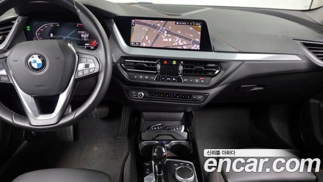 BMW 1 Series 2020 — ფოტო 14/20