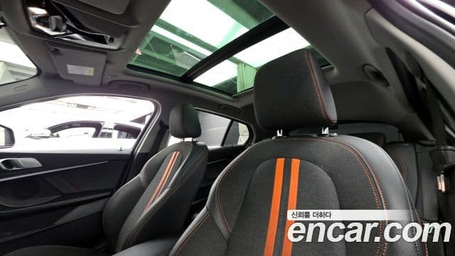 BMW 1 Series 2020 — ფოტო 18/20