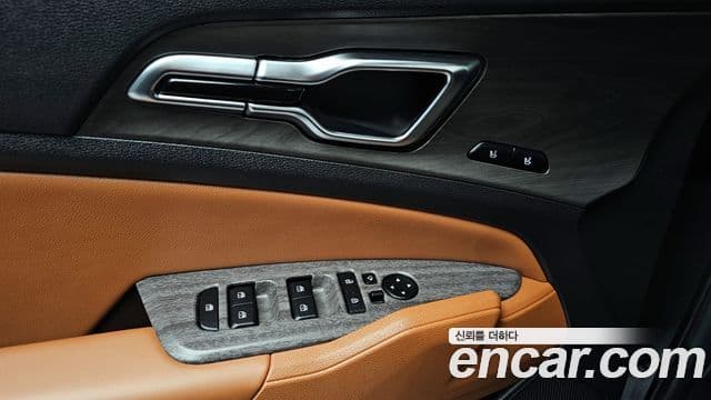 Kia Sportage 2023 — ფოტო 12/20