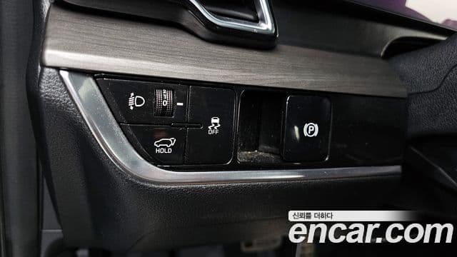 Kia Sportage 2023 — ფოტო 13/20
