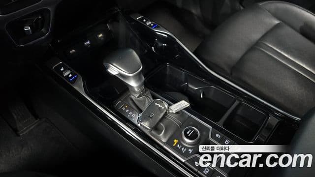 Kia Sorento 2023 — Фото 9/20