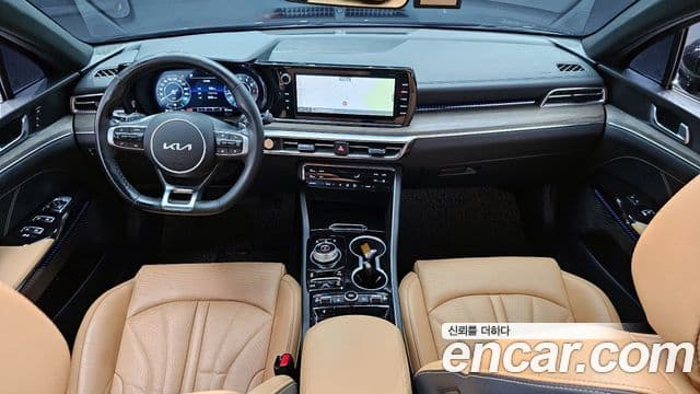 Kia K5 2023 — ფოტო 7/20