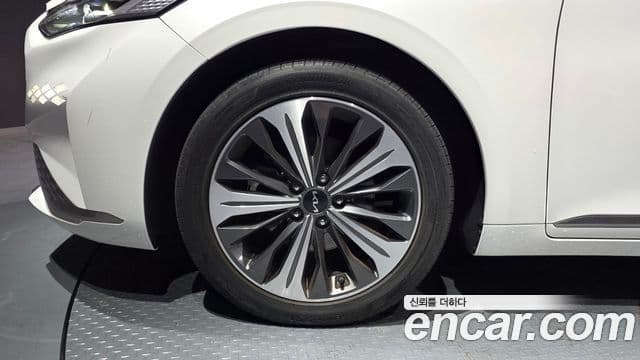 Kia K8 2021 — фото 5 из 20