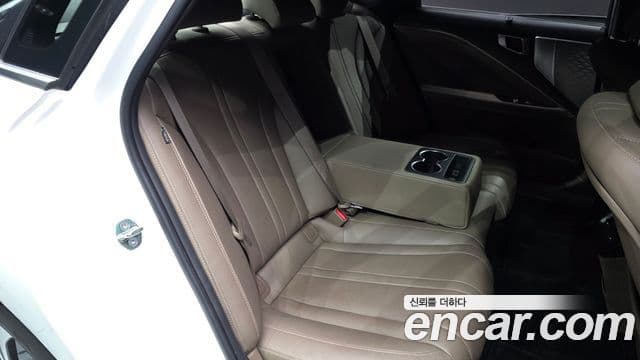 Kia K8 2021 — фото 12 из 20