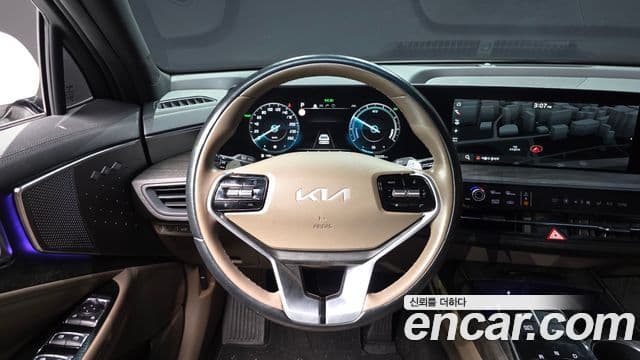 Kia K8 2021 — Şəkil 13/20