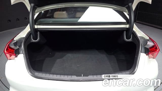 Kia K8 2021 — Şəkil 20/20