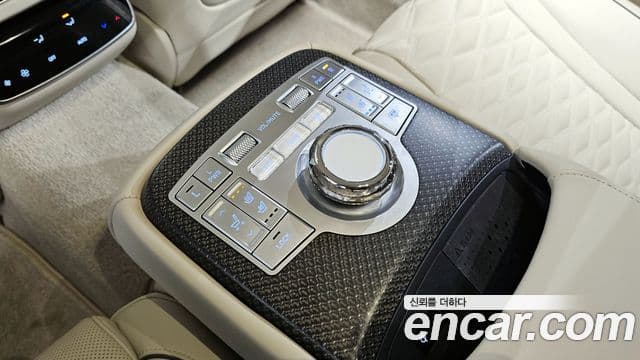 Genesis Electrified G80 2024 — Şəkil 18/20