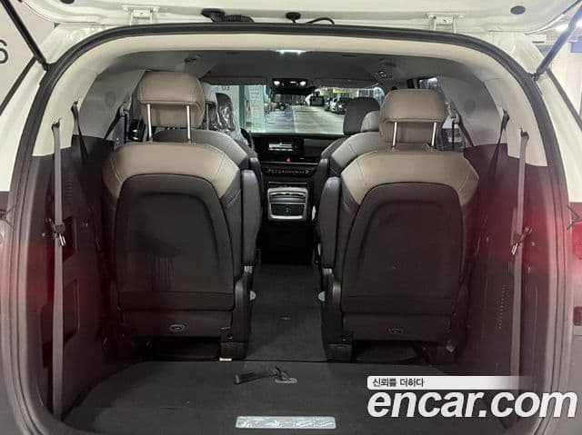 Kia Carnival 2024 — Şəkil 5/18
