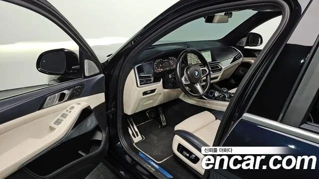 BMW X7 2021 — Şəkil 12/20
