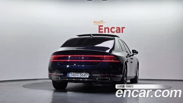 Genesis G90 2022 — Photo 17/20