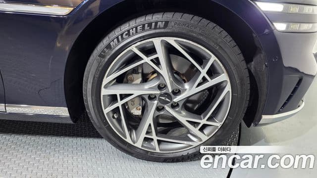 Genesis G90 2022 — Photo 20/20