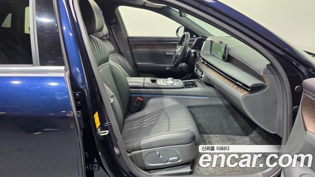 Genesis G90 2022 — Photo 15/20