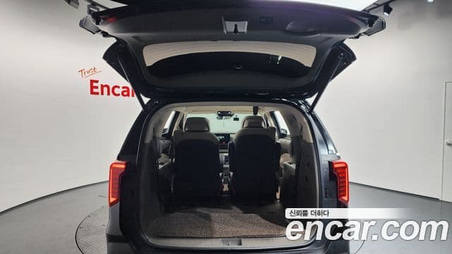 Kia Carnival 2023 — Photo 20/20