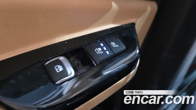 Kia Carnival 2020 — Şəkil 19/20
