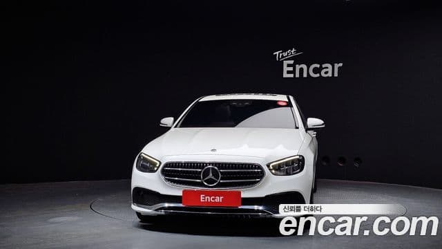 Mercedes-Benz E-Class 2021 — ფოტო 3/20