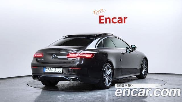 Mercedes-Benz E-Class 2019 — Şəkil 1/20