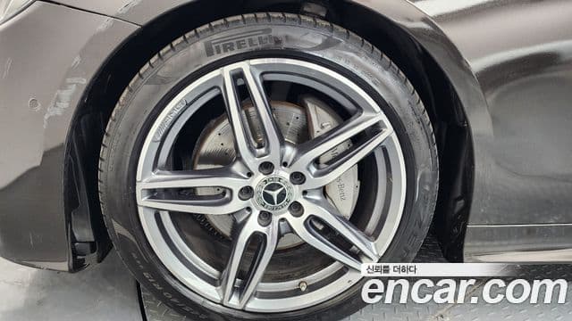 Mercedes-Benz E-Class 2019 — фото 4 из 20