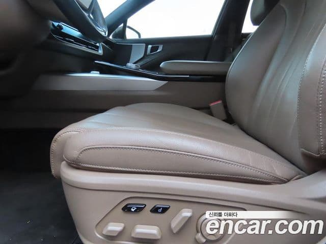 Kia K8 2022 — Şəkil 12/20
