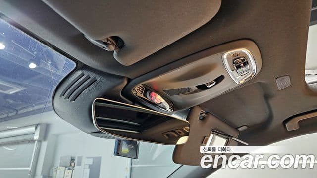 Volvo XC60 2020 — Фото 16/20