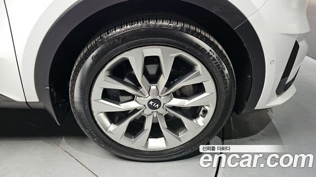Kia Sorento 2020 — Şəkil 18/20