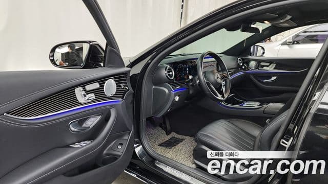 Mercedes-Benz E-Class 2021 — Şəkil 10/20
