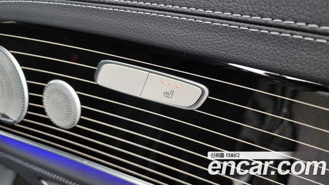 Mercedes-Benz E-Class 2021 — Şəkil 19/20