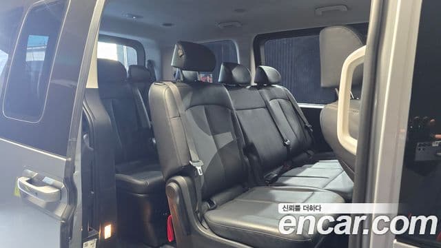 Hyundai Staria 2024 — Photo 14/20