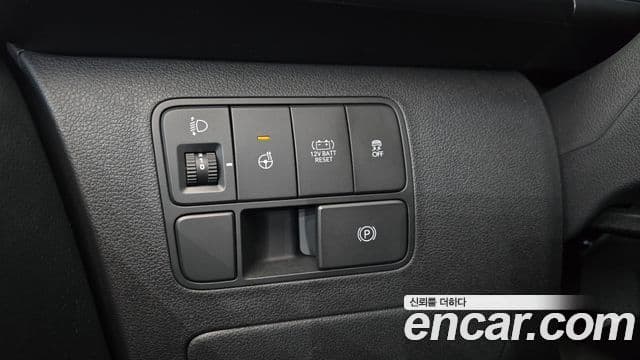 Hyundai Staria 2024 — Photo 20/20