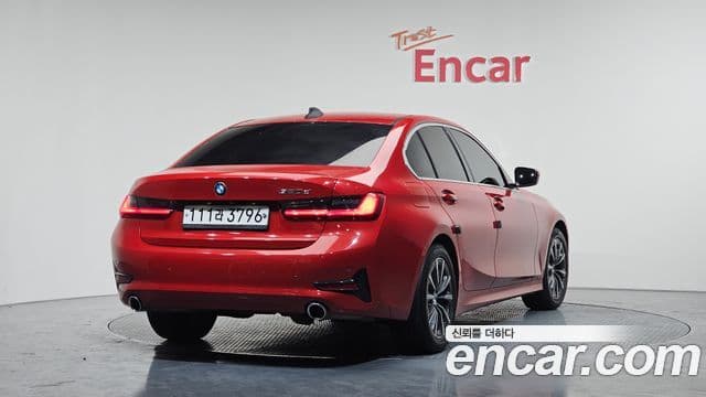 BMW 3 Series 2019 — ფოტო 2/20
