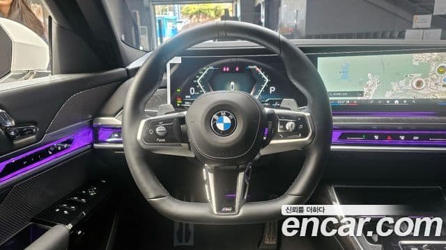 BMW 7 Series 2023 — ფოტო 14/20
