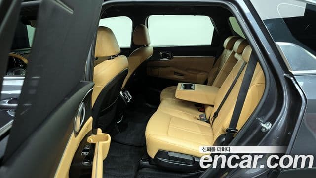 Kia Sorento 2021 — ფოტო 20/20
