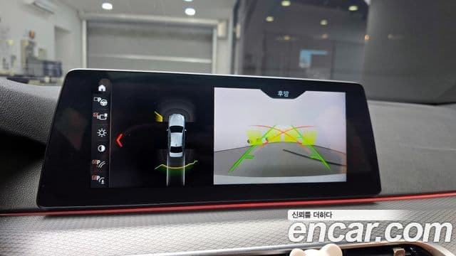 BMW 5 Series 2018 — Şəkil 14/20