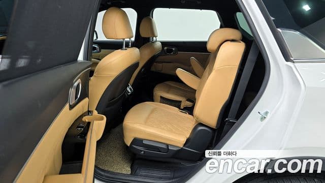 Kia Sorento 2022 — ფოტო 12/20