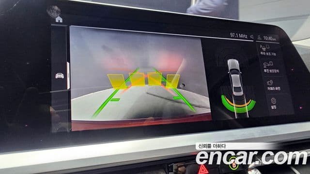 BMW 3 Series 2019 — Şəkil 14/20