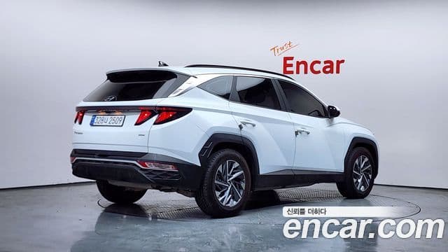 Hyundai The New Tucson 2023 — ფოტო 2/20