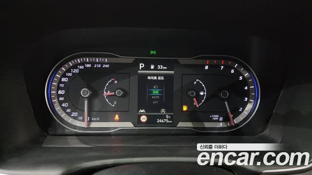 Hyundai The New Tucson 2023 — ფოტო 8/20
