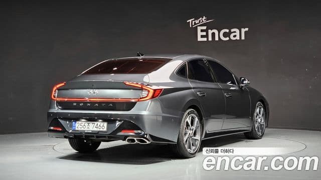 Hyundai Sonata 2020 — ფოტო 2/20