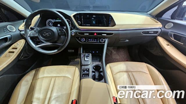 Hyundai Sonata 2020 — ფოტო 7/20