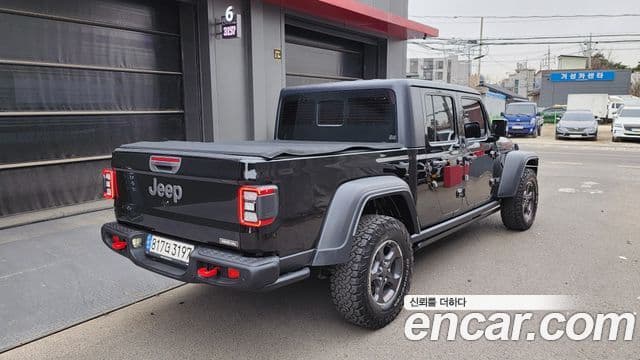 Jeep Gladiator 2021 — Şəkil 2/20