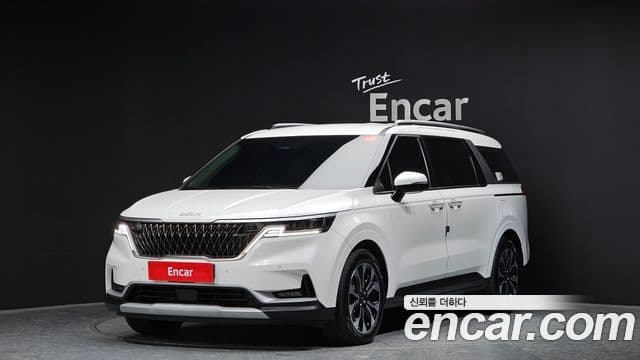Kia Carnival 2023 — Фото 1/20
