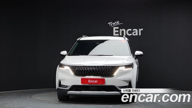 Kia Carnival 2023 — Фото 3/20